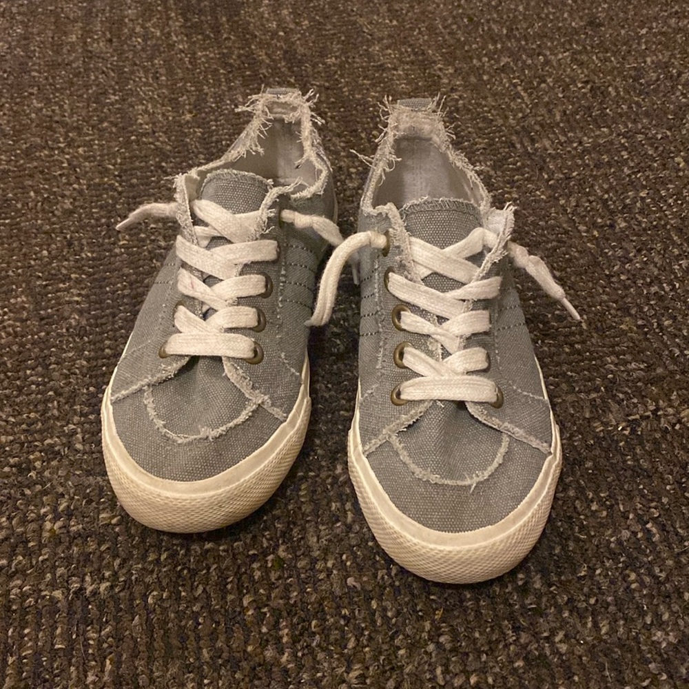 gray slip on sneakers